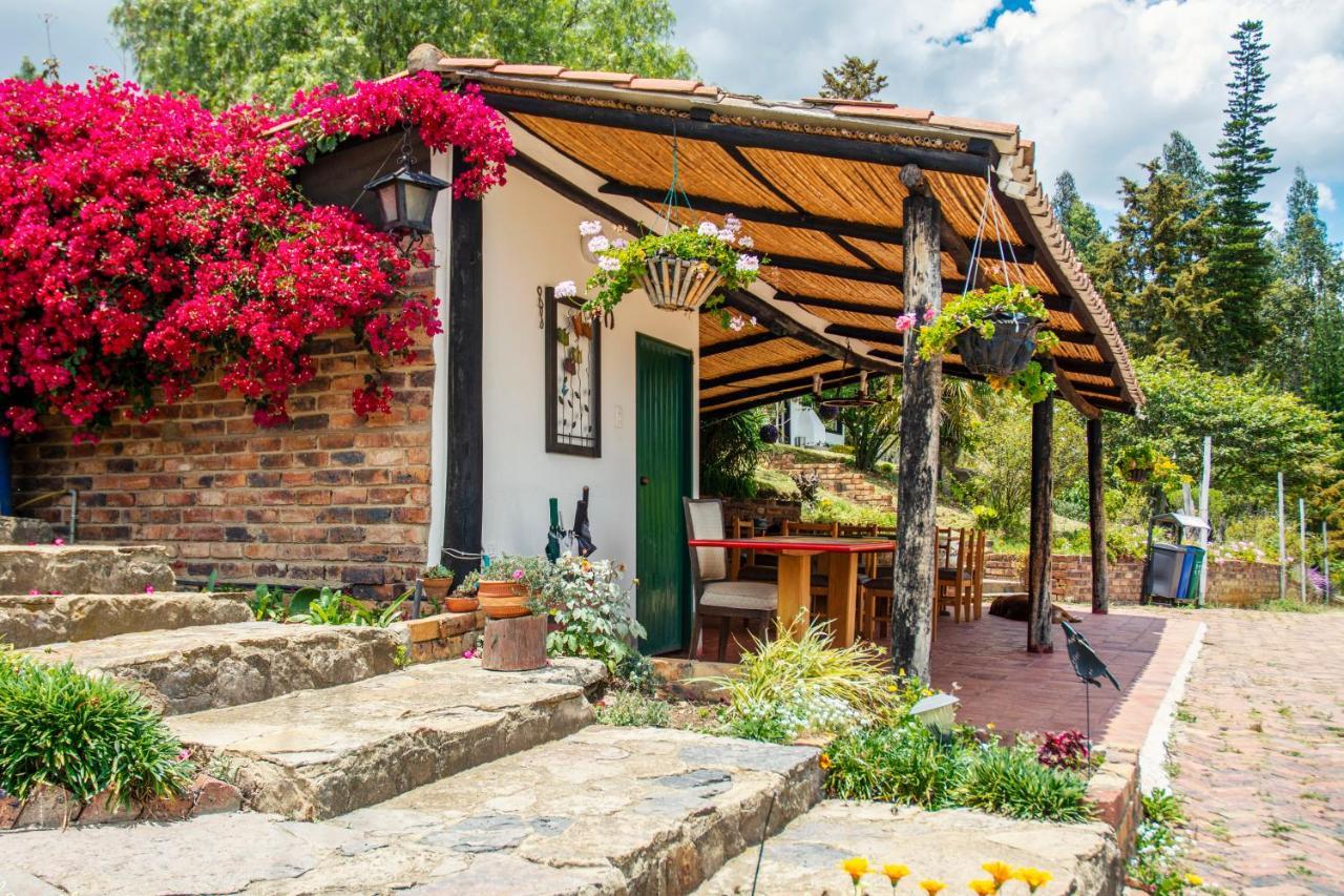 Villa Patty Tibasosa Luaran gambar